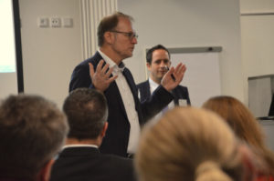 Prof. Dr. Kemmner, Experte für die Bestandreduzierung bei gleichzeitiger Lieferbereitschaftssteigerung, berät Unternehmen nun auch bei der Optimierung ihrer PP/DS-Feinplanung